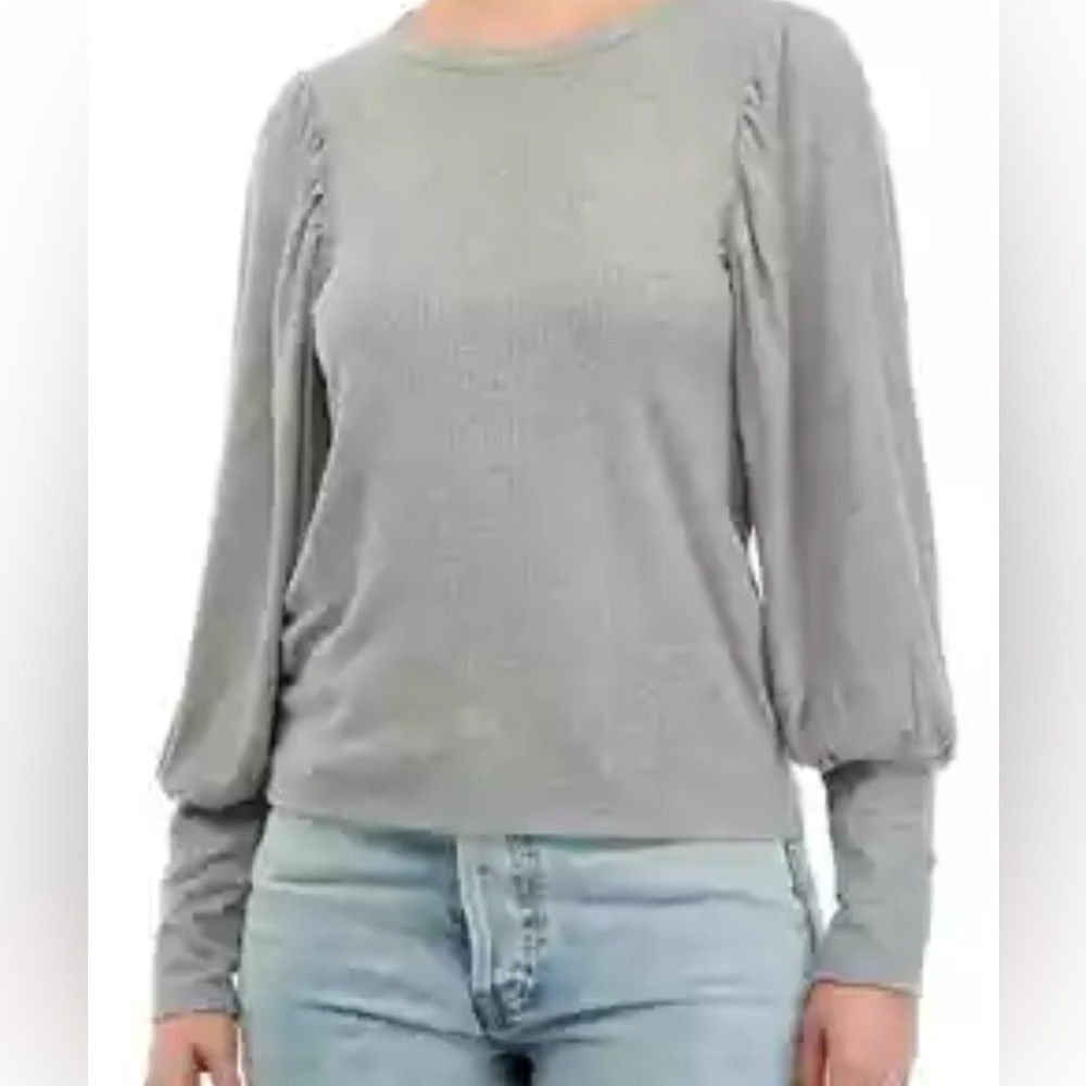 For The Republic Gray Fitted Ribbed Blouse with Balloon Sleeves